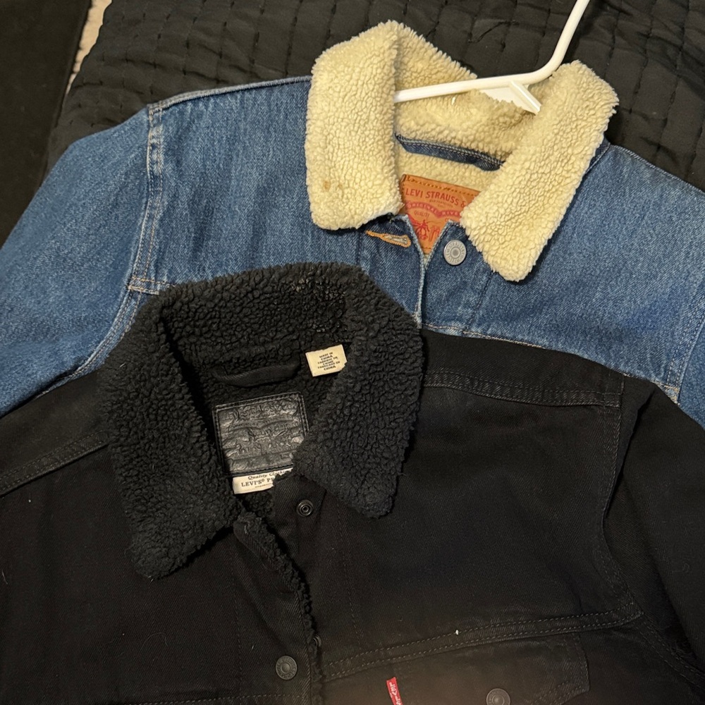(TWO) Levi's Sherpa Collar Jackets